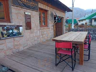 La Caballeriza, Argentina