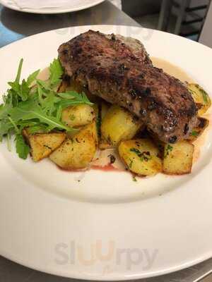 Obecni Restaurace Chotevice, Česká republika